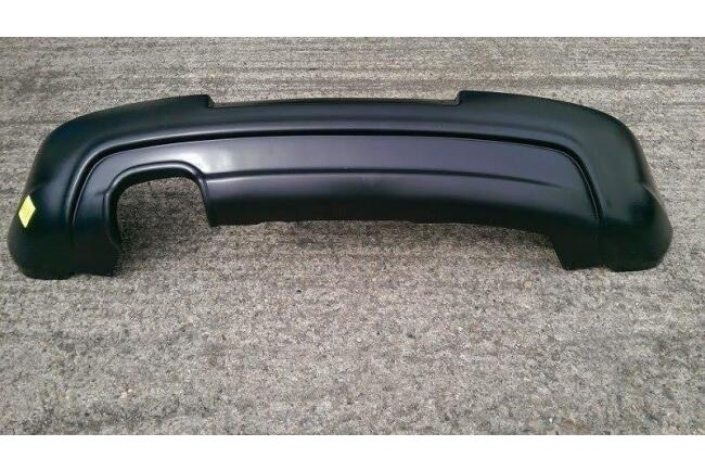 B-Ware Maxton Design Heckschürze GTI Look Links für VW Golf 5