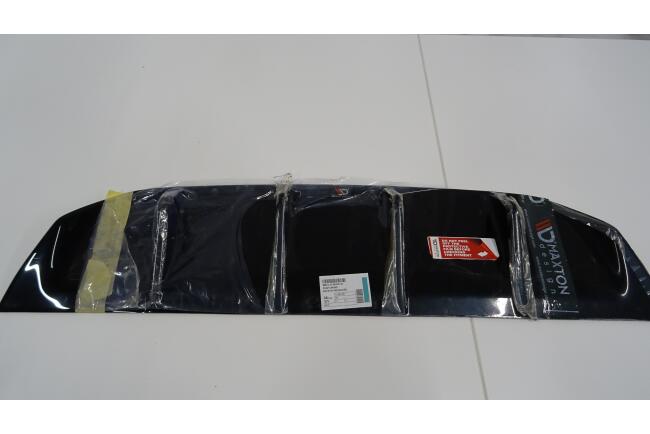 B-Ware Maxton Design Heckdiffusor für BMW M6 Gran Coupe / Coupe / Cabriolet F06 / F13 / F12 Hochglanz schwarz