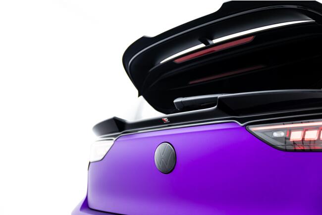 B-Ware Maxton Design unterer Heckspoiler 3D für VW Golf 8 GTI / GTD / GTE / R-Line / R / Clubsport Hochglanz schwarz