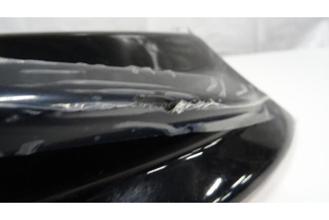 B-Ware Maxton Design unterer Heckspoiler 3D für VW Golf 8 GTI / GTD / GTE / R-Line / R / Clubsport Hochglanz schwarz
