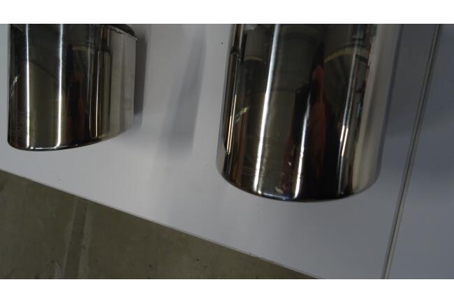B-Ware Edelstahl Sportauspuff R32 Look für Golf 5 und Golf 6 Endrohre 100mm