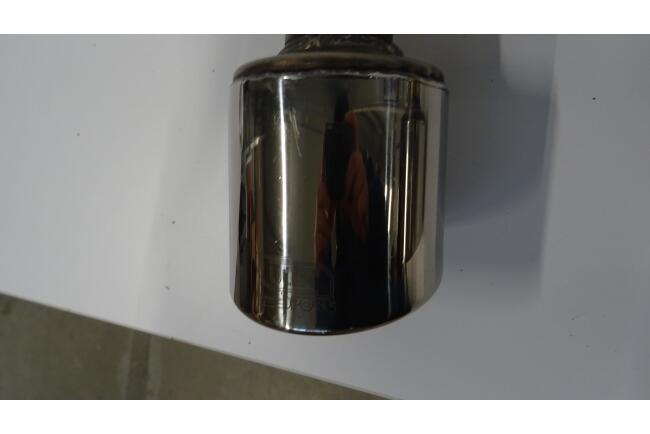B-Ware Edelstahl Sportauspuff R32 Look für Golf 5 und Golf 6 Endrohre 100mm