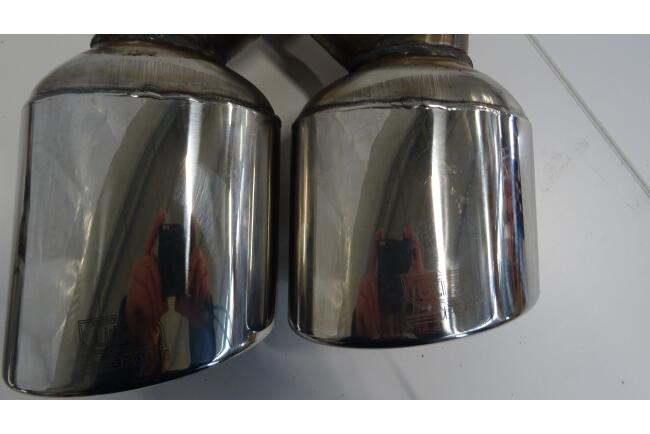 B-Ware Edelstahl Sportauspuff Endschalldämpfer für VW Golf 7 Facelift 2017-2020 Endrohre 120x80mm