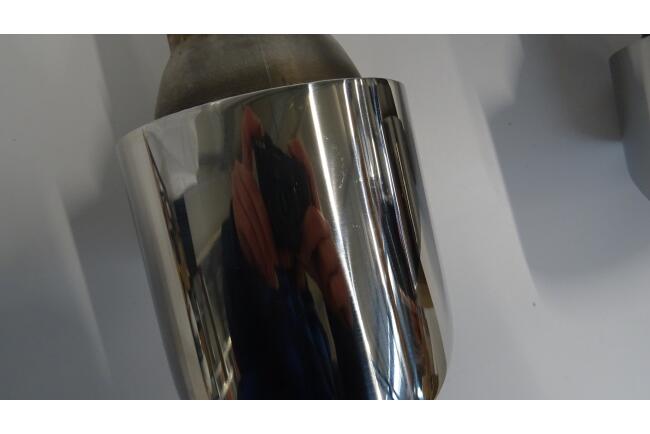 B-Ware Edelstahl Auspuff Endrohre R32 Look für Golf 5 und Golf 6 Endrohre 100mm scharfkantig