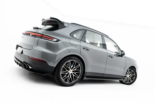 Maxton Design Bodykit für Porsche Cayenne SUV Mk3 Facelift Hochglanz schwarz