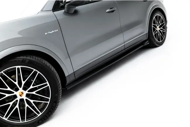 Maxton Design Bodykit für Porsche Cayenne SUV Mk3 Facelift Hochglanz schwarz