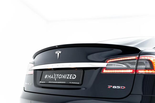 Maxton Design Heckspoiler Lippe V.2 für Tesla Model...