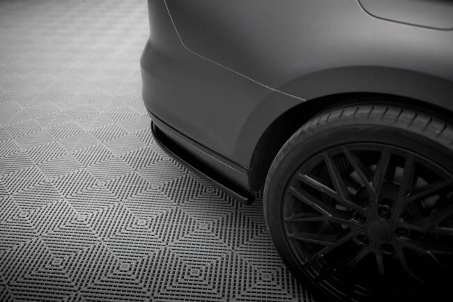 Maxton Design Heckdiffusor für VW Passat R-Line B9 Hochglanz schwarz