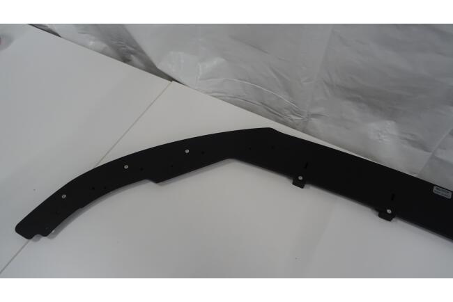 B-Ware Maxton Design Street Pro Frontlippe für Ford Focus ST / ST-Line Mk4 schwarz