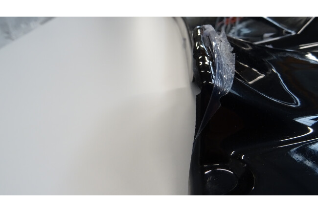 B-Ware Maxton Design Frontlippe für Volkswagen Touareg Mk2 Hochglanz schwarz
