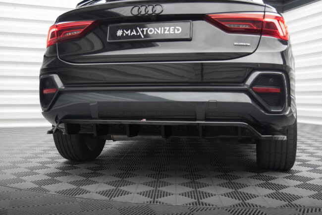 B-Ware Maxton Design mittlerer Heckdiffusor DTM Look für Audi Q3 Sportback F3 Hochglanz schwarz