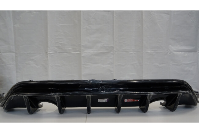 B-Ware Maxton Design Heckdiffusor für Ford Focus ST-Line Mk4 Hochglanz schwarz