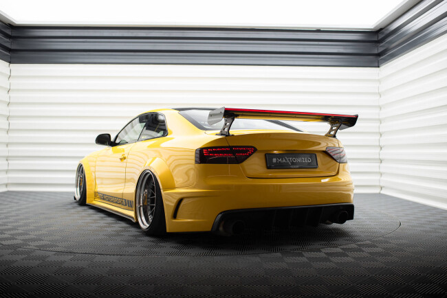 Maxton Design Carbon Heckflügel Heckspoiler mit Standfuß außen und LED für Audi A5 Coupe 8T