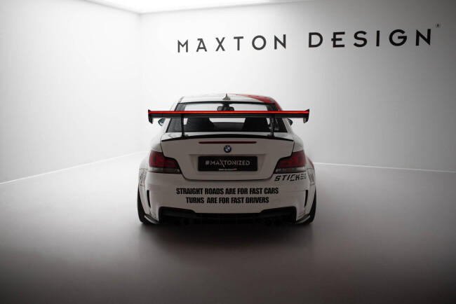 Maxton Design Carbon Heckflügel Heckspoiler mit Standfuß innen V.1 und LED für BMW 1er M E82