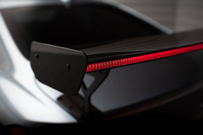 Maxton Design Carbon Heckflügel Heckspoiler mit Standfuß außen und LED für BMW 4er F32 / 4 F32 M-Paket Coupe