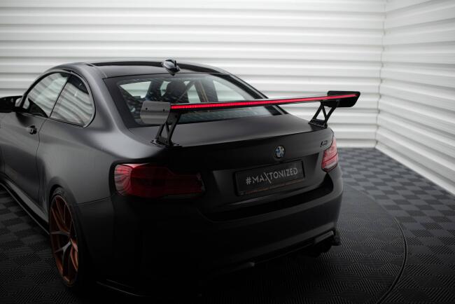 Maxton Design Carbon Heckflügel Heckspoiler mit Standfuß außen und LED für BMW M2 F87 / 2 / 2 M-Paket F22