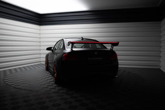 Maxton Design Carbon Heckflügel Heckspoiler mit Standfuß außen und LED für BMW M2 F87 / 2 / 2 M-Paket F22