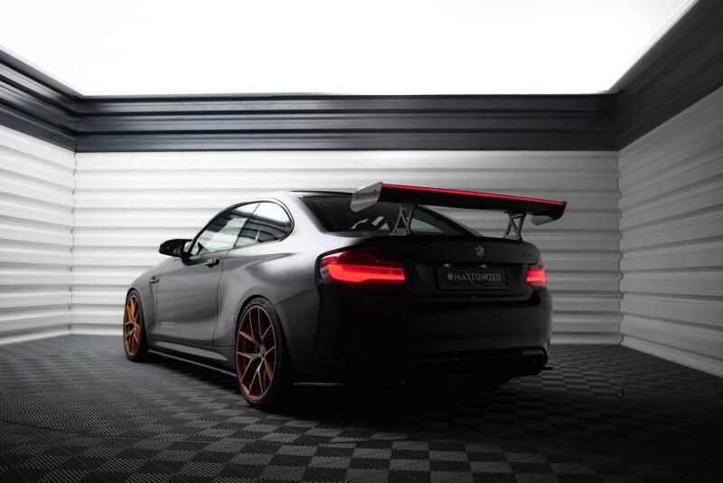 Maxton Design Carbon Heckflügel Heckspoiler mit Standfuß innen und LED für BMW M2 F87 / 2 / 2 M-Paket F22