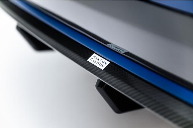 Maxton Design Carbon Heckdiffusor für BMW X7 M-Paket G07 / G07 Facelift (version mit towbar)