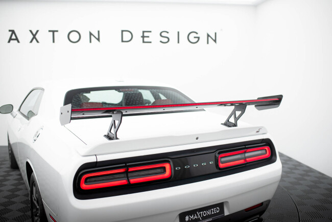 Maxton Design Carbon Heckflügel Heckspoiler V.1 mit LED für Dodge Challenger Mk3