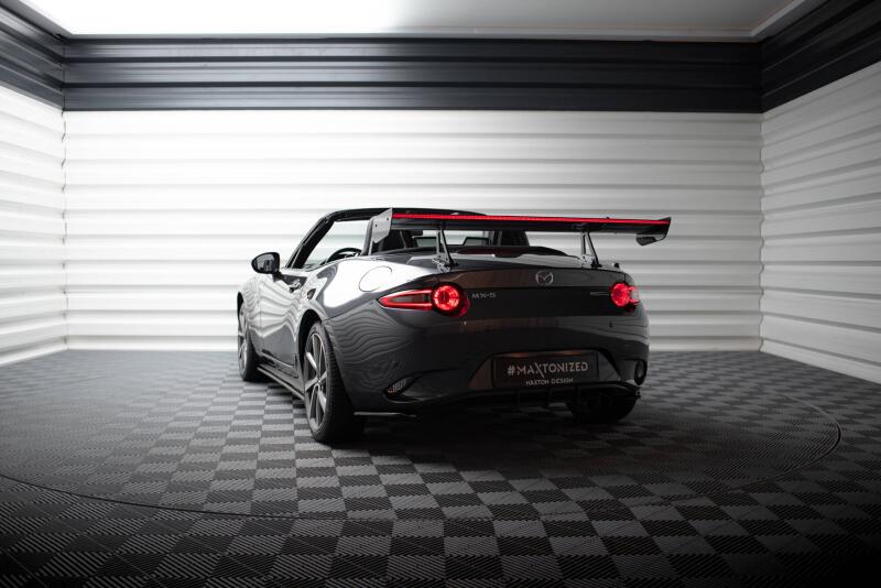 Maxton Design Carbon Heckflügel Heckspoiler mit Schwanenhals Halterungen und LED für Mazda MX-5 ND (Mk4)