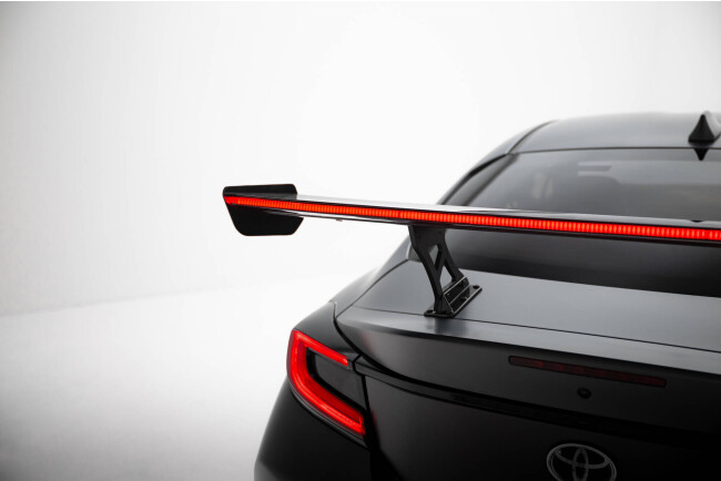 Maxton Design Carbon Heckflügel Heckspoiler mit Standfuß innen und LED für Toyota GR86 / Subaru BRZ Mk2