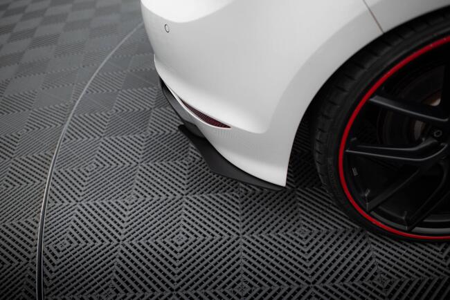 Maxton Design Street Pro Heckdiffusor für VW Golf 7 R / R-Line Hatchback matt schwarz