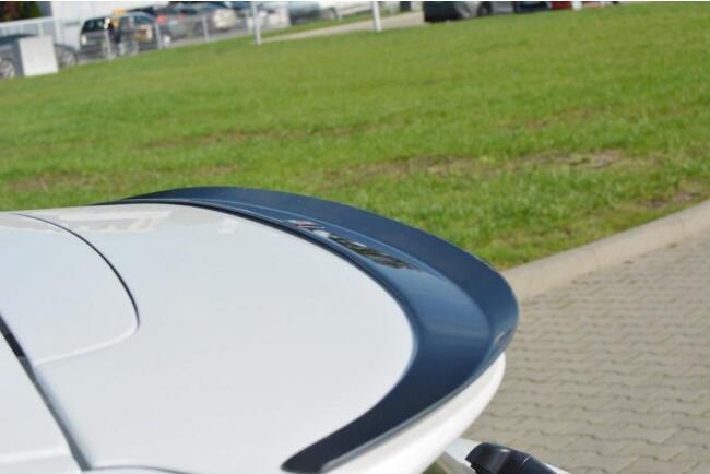 Maxton Design Heckspoiler Lippe für Lexus CT Mk1 Facelift Schwarz Hochglanz