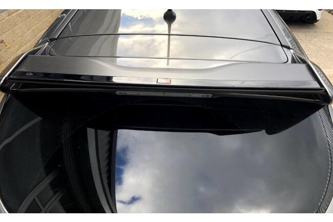 Maxton Design Heckspoiler Lippe V.2 für Ford Focus RS Mk3 Hochglanz schwarz
